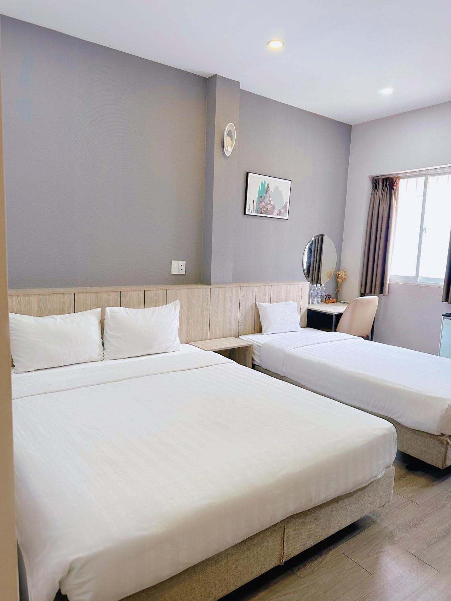 Cozy Inn Ho Chi Minh Exterior photo